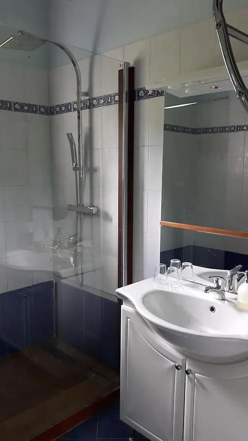 Spa Du Hameau De Bonnevay Marchampt
